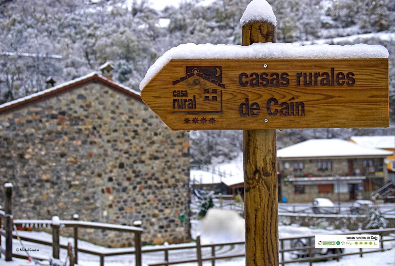 Casas Rurales De Cain Guest House Exterior photo